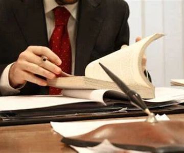 How to Choose the Right Lawyer for Your Case – Expert Tips in 2024