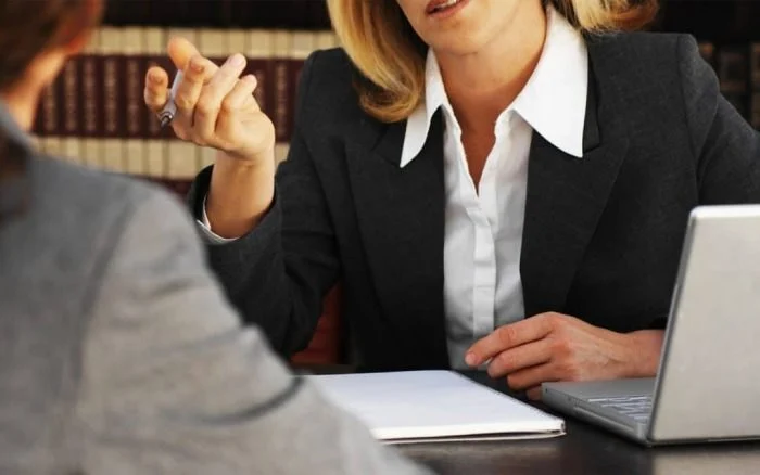 How to Choose the Right Lawyer for Your Case – Expert Legal Advice