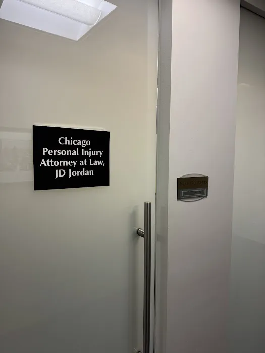 Chicago Personal Injury Attorney at Law, JD Jordan Picture 4
