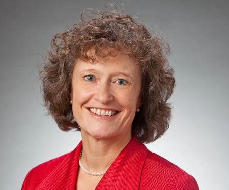 Foley & Lardner LLP: Linda E. Benfield