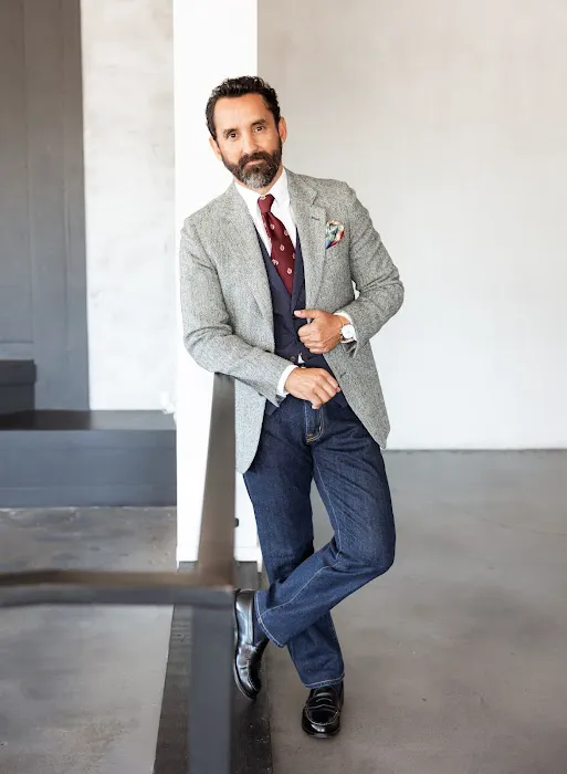 Mariano Acuña and Associates Picture 2