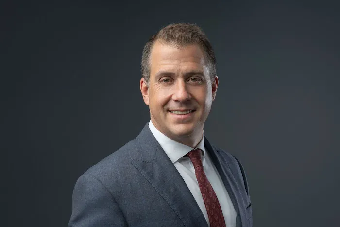 Tom Sieben, Attorney Picture 4