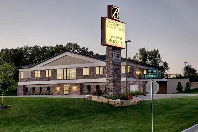 Bennerotte & Associates, P.A. Picture 3