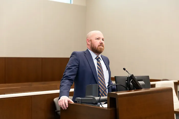Personal Injury Attorney Jason Roth Picture 7