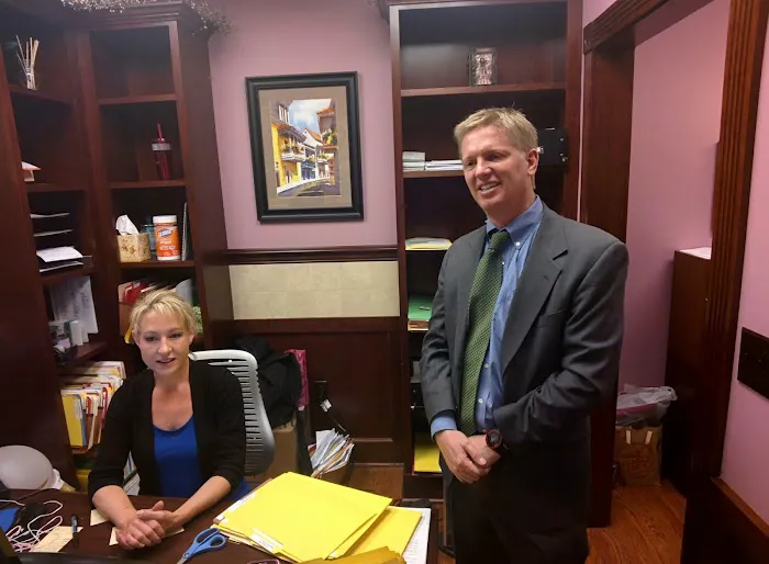 Law Offices of Pettlon & Ginie Picture 1