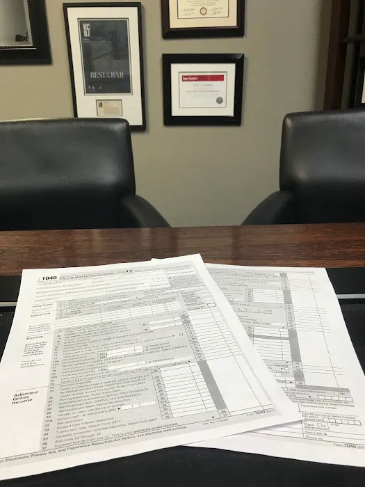 Kelli Cooper, Attorney at Law - Johnson County Divorce Lawyer Picture 8