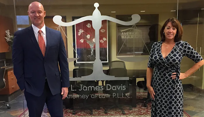 L. James Davis Attorney at Law Picture 1