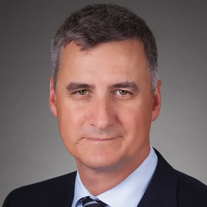 Foley & Lardner LLP: James W. Matthews Picture 1