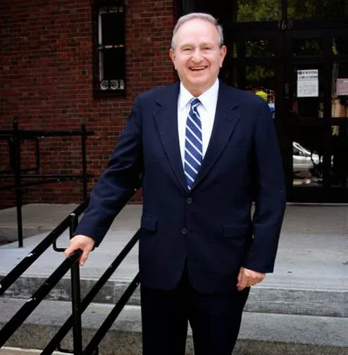 Law Office of Roger R. Lipson Picture 1