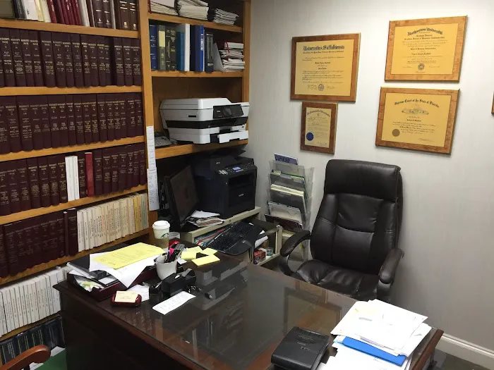 Robert J. Sheffield Attorney at Law Picture 1
