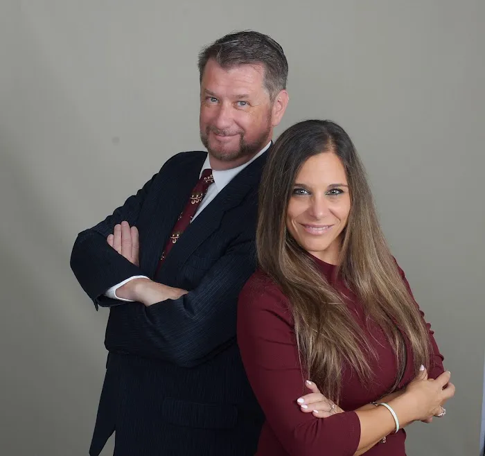 Schmucker & Lavy Legal Picture 1