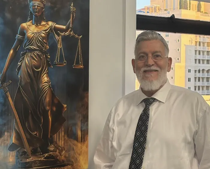 The Law Offices of Robert David Malove Picture 6