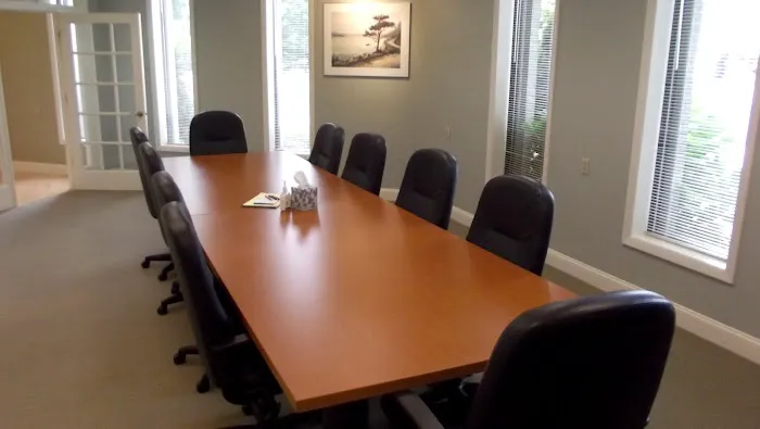 Peter Thompson & Associates Picture 3