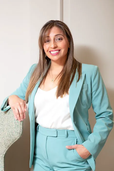 Rivas & Associates Picture 9