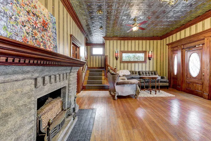 Law Office of Lindsey W. Andrews Picture 4