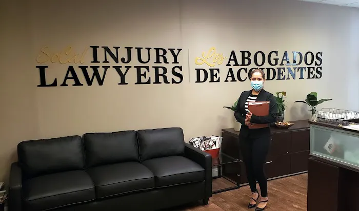 Los Abogados de Accidentes - Socal Injury Lawyers Picture 1