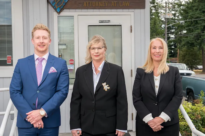 The Law Offices of Barbara Bowden Picture 8