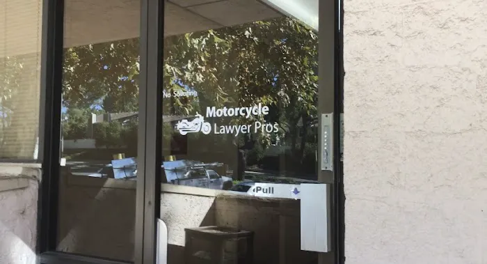 Motorcycle Lawyer Pros Picture 5