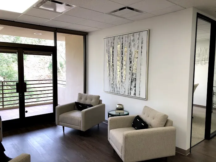 Law Offices of Stephanie L. Mahdavi Picture 1