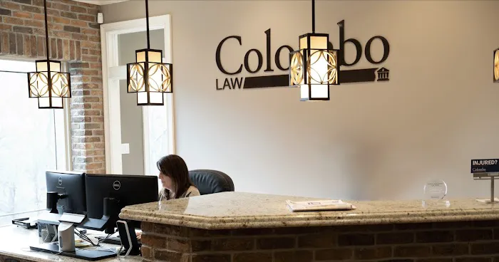 Colombo Law Truck Accident & Personal Injury Lawyers Picture 3