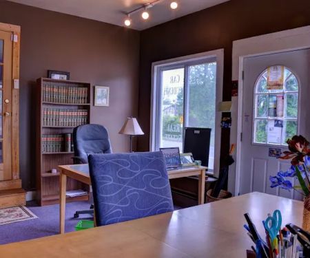 Shawn Council Law Firm, local attorney for car, truck accidents, business law, trademarks, HOA disputes, bylaws.