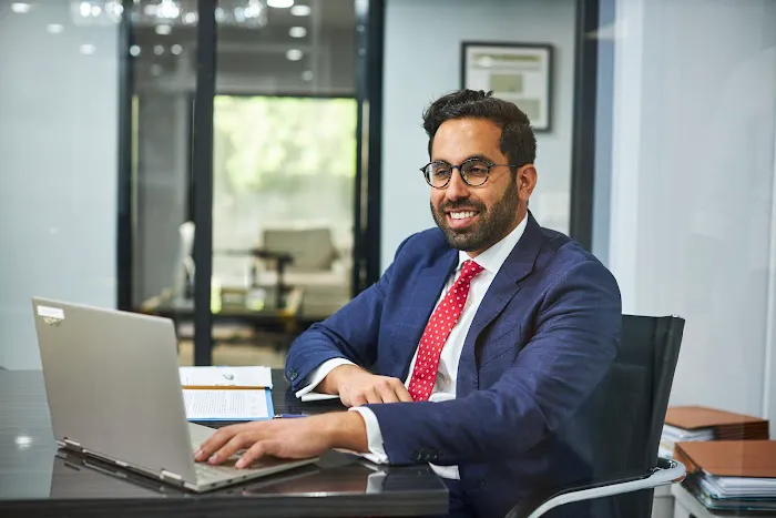 Arash Law: Benny Khorsandi, Esq. Picture 1
