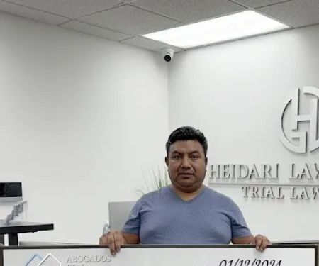 Abogados Con Experiencia