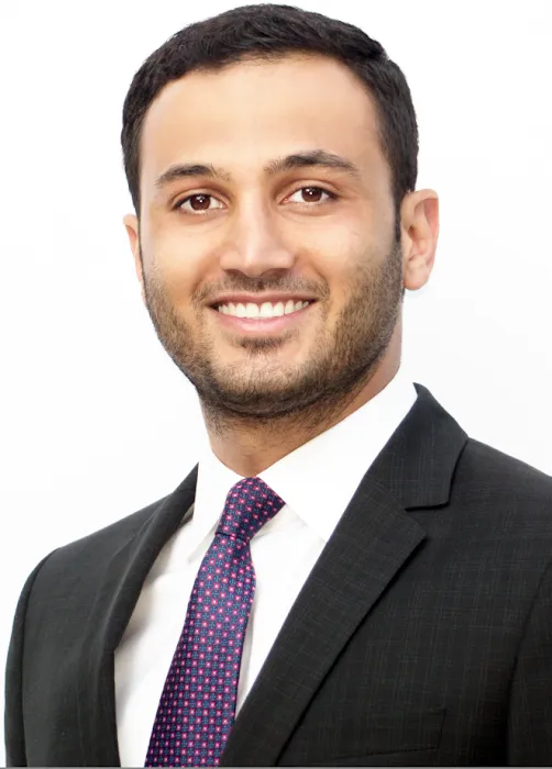 Robin Saghian Picture 4