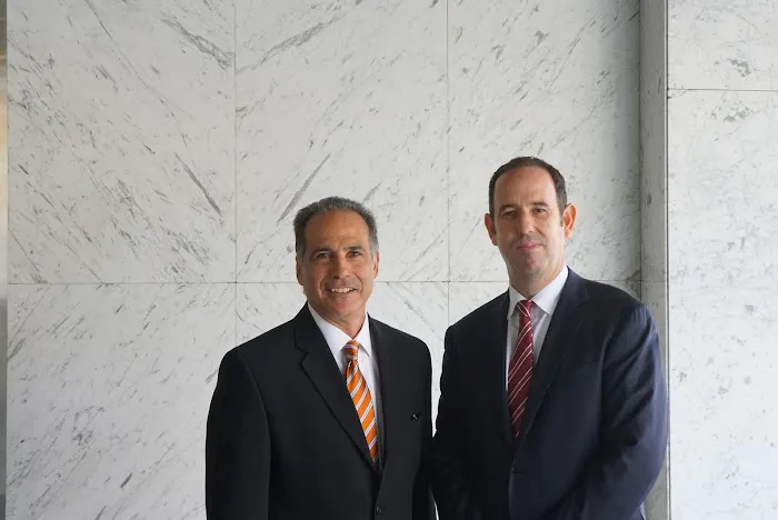 Glotzer & Leib, LLP Picture 3