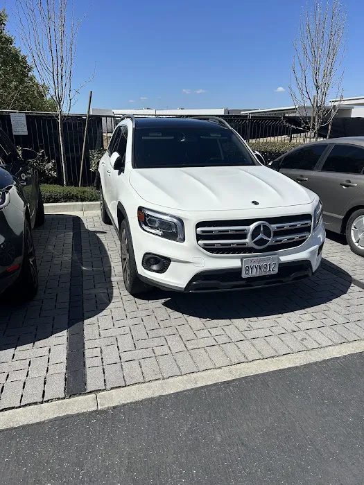 Zand Law, APC | Personal Injury and Lemon Law Firm Picture 4