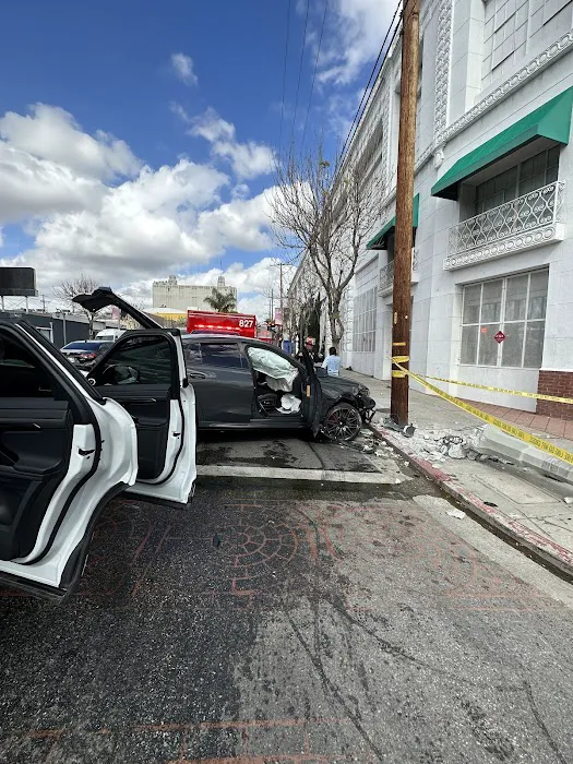 Zand Law, APC | Personal Injury and Lemon Law Firm Picture 9