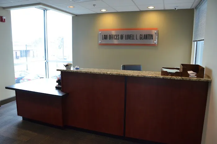 Law Offices of Luvell L. Glanton Picture 5