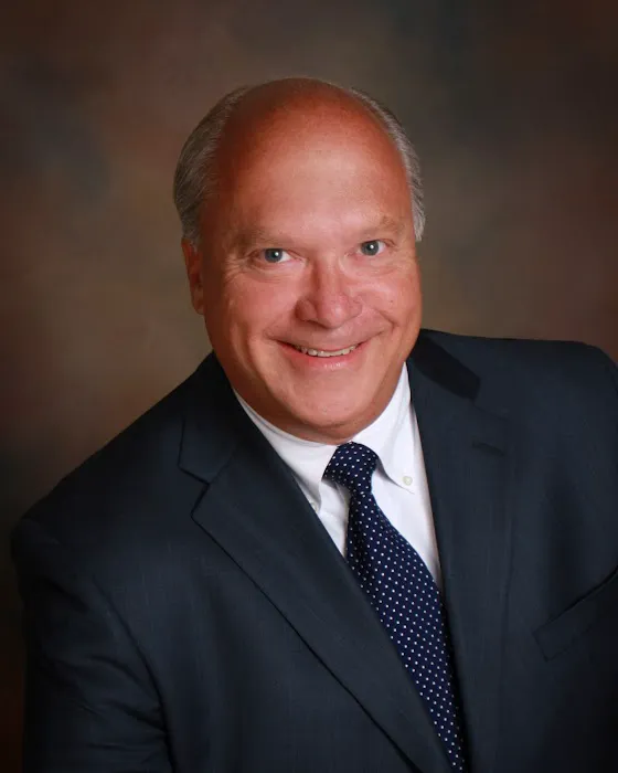 Lonnie R. Hoover, Attorney Picture 1