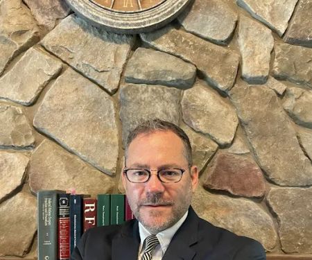 Robert M Buttner Law Office
