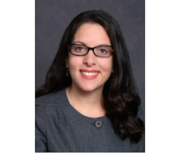 Shari Veisblatt Picture 1