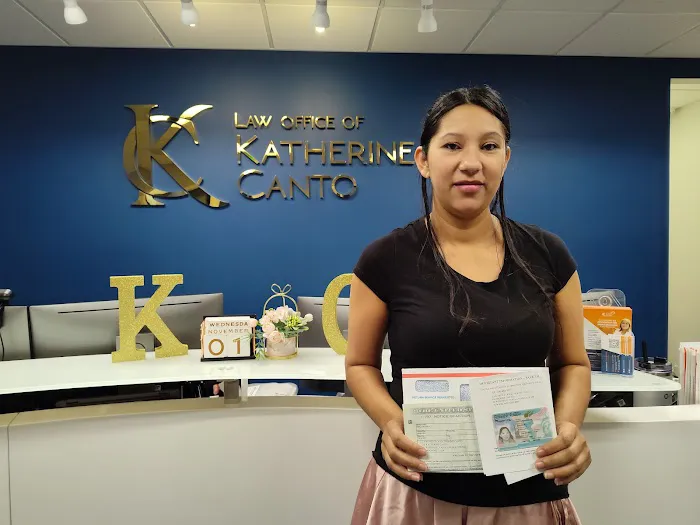 Canto Legal - Immigration Attorneys Picture 1