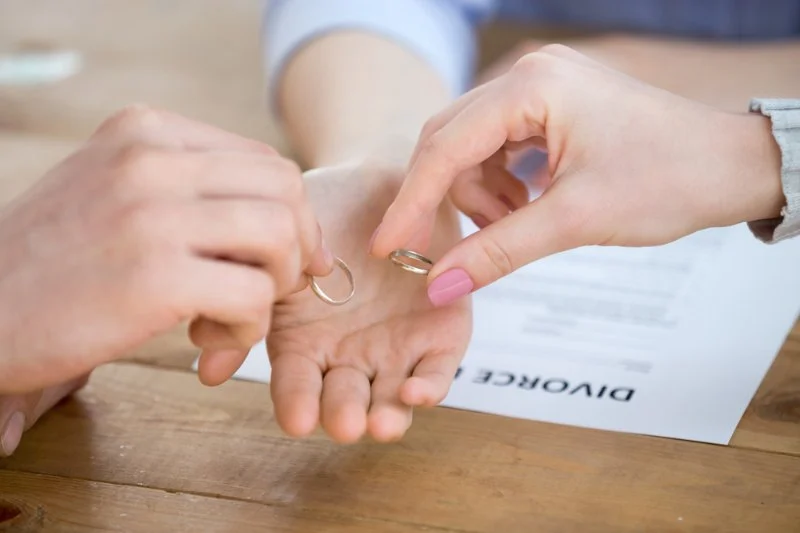How to File for Divorce Without a Lawyer: A Simple Guide