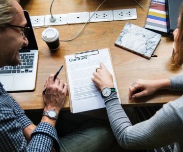 How to Legally Handle a Contract for the Sale of a Business With Earn-Outs