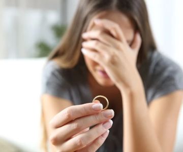 How to Legally Transfer Property After Divorce: Avoiding Costly Mistakes