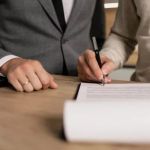 What to Know Legally Before You Sign a Settlement Agreement