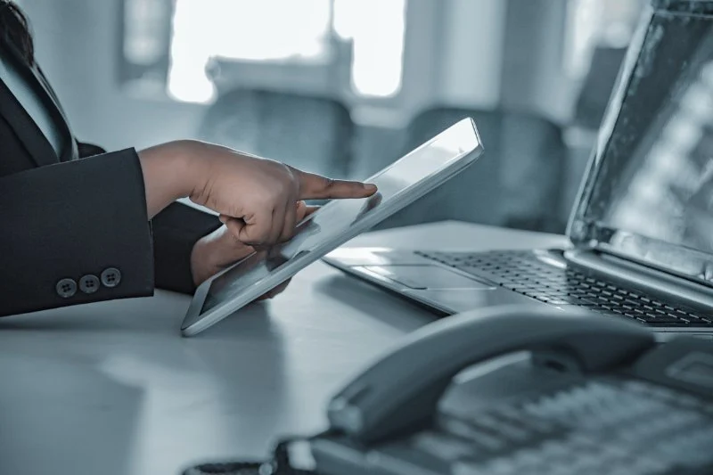 How to Navigate Legal Issues When You Sell Your Business: A Complete Guide