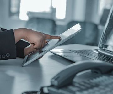 How to Navigate Legal Issues When You Sell Your Business: A Complete Guide