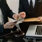 Legal Guide to Partnerships vs Corporations — Choosing the Right Business Structure